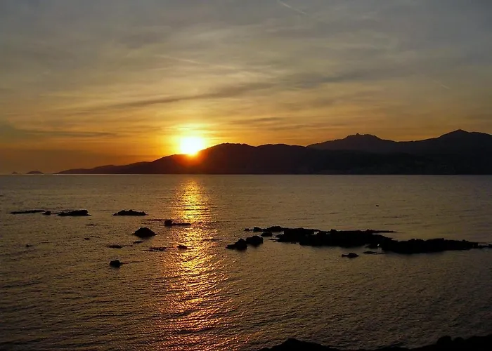 La Perle Du Valinco #familial#balcon#piscine#mer * Propriano (Corsica)